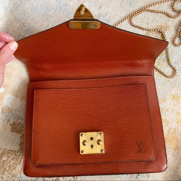 Authentic Louis Vuitton Epi Monceau Handbag - Picture 5 of 15